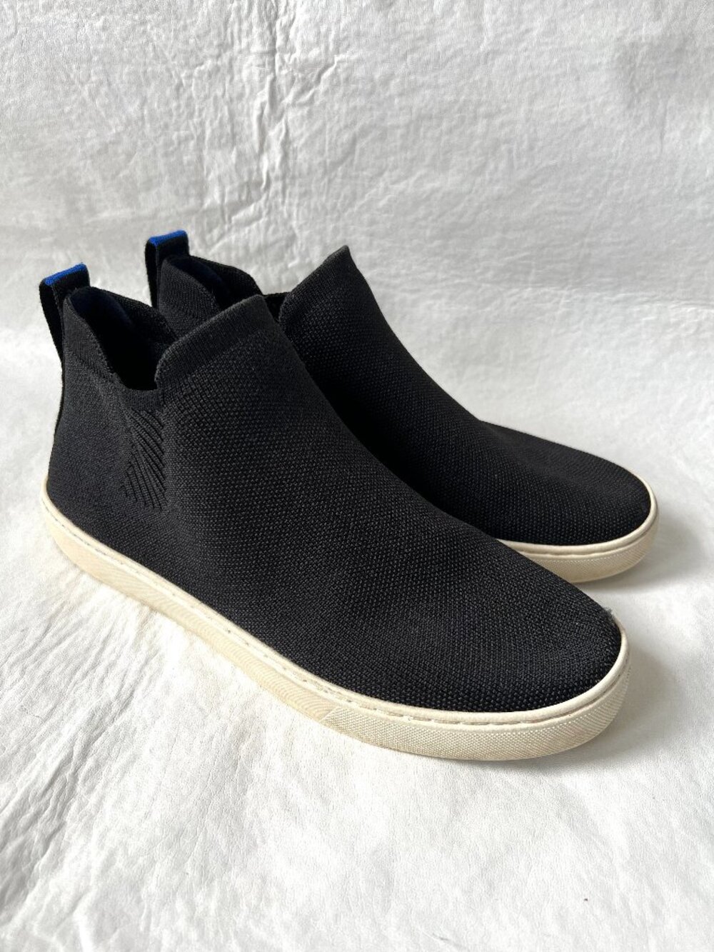 Rothys shoes black fabric The Chelsea mid top pull on sneaker booties womens 10